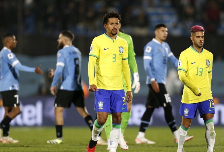 Eliminat Rias Brasil Perde Para Uruguai Em Noite Para Esquecer