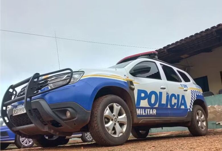 Homem resiste à prisão troca tiros a polícia e é morto em