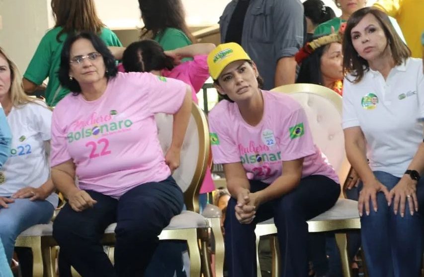 Michelle Bolsonaro reúne milhares de pessoas em Palmas e intitula PT