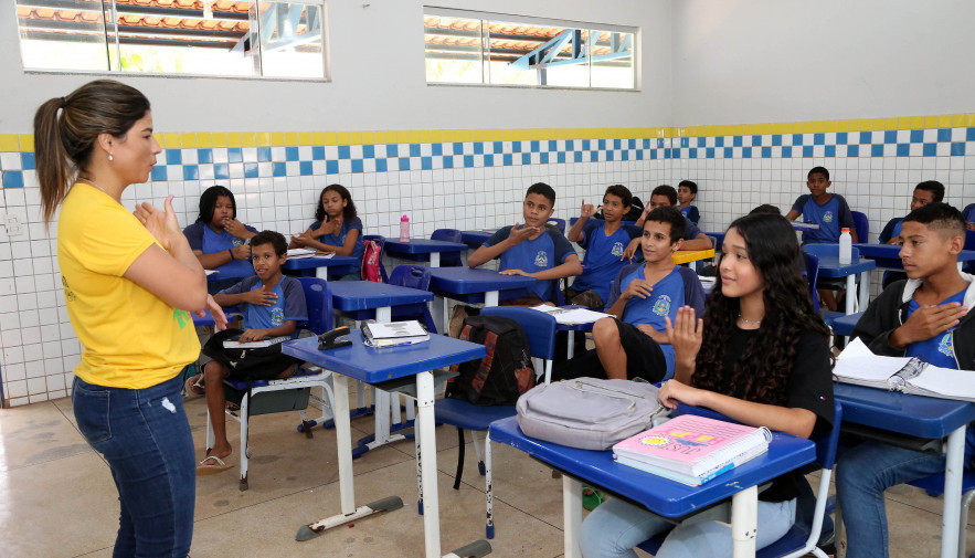 Educa O Prorroga Matr Culas Para Escola Bil Ngue De Surdos Do To