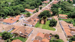 Justiça freia contratações temporárias em prefeitura mas rejeita pedidos de novo concurso 