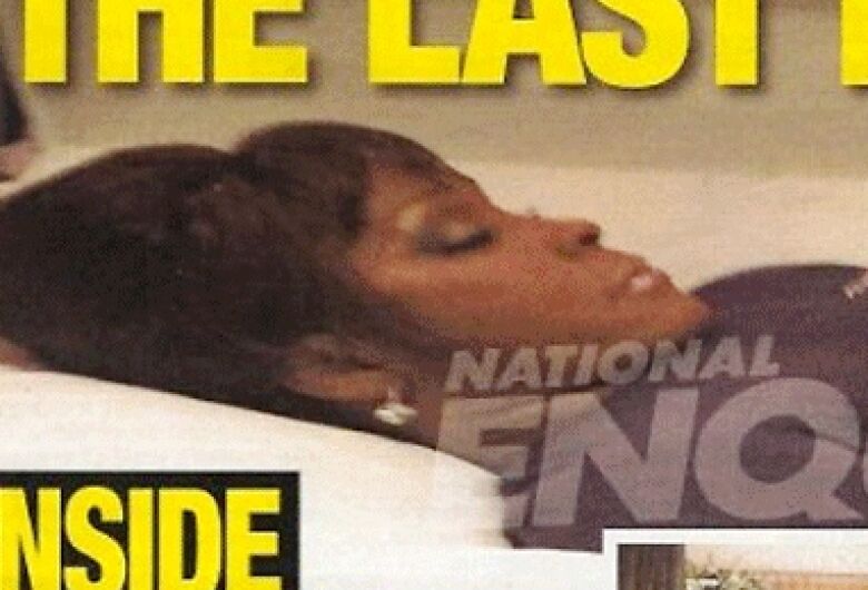 Tabloide publica foto de Whitney morta em seu caixão Portal O Norte