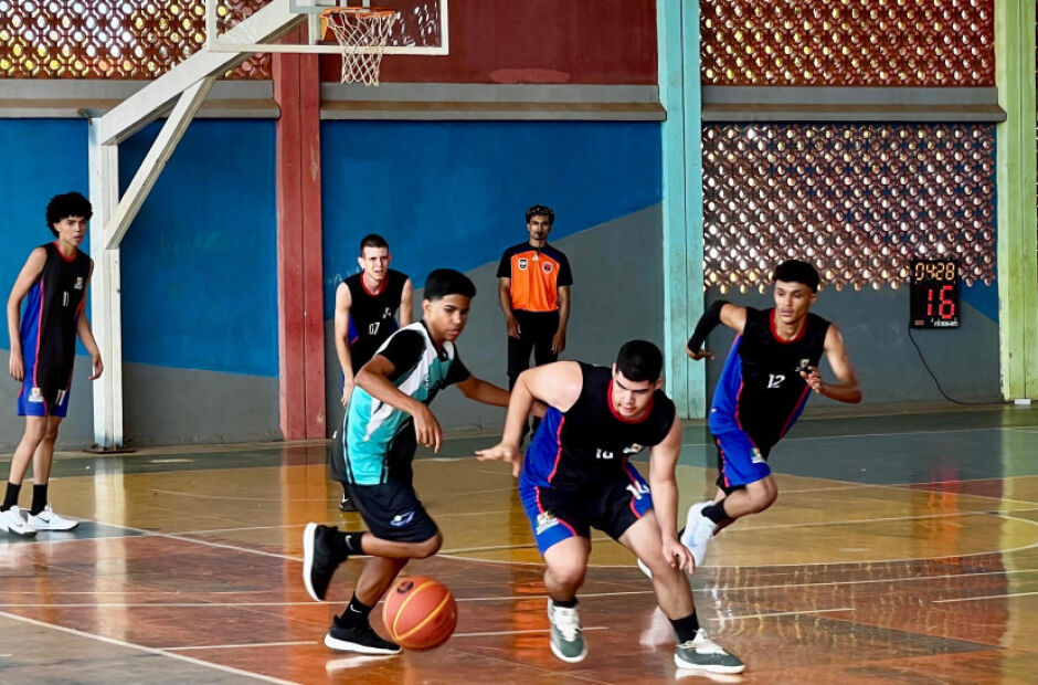 Estado promove competições coletivas dos Jogos Estudantis
