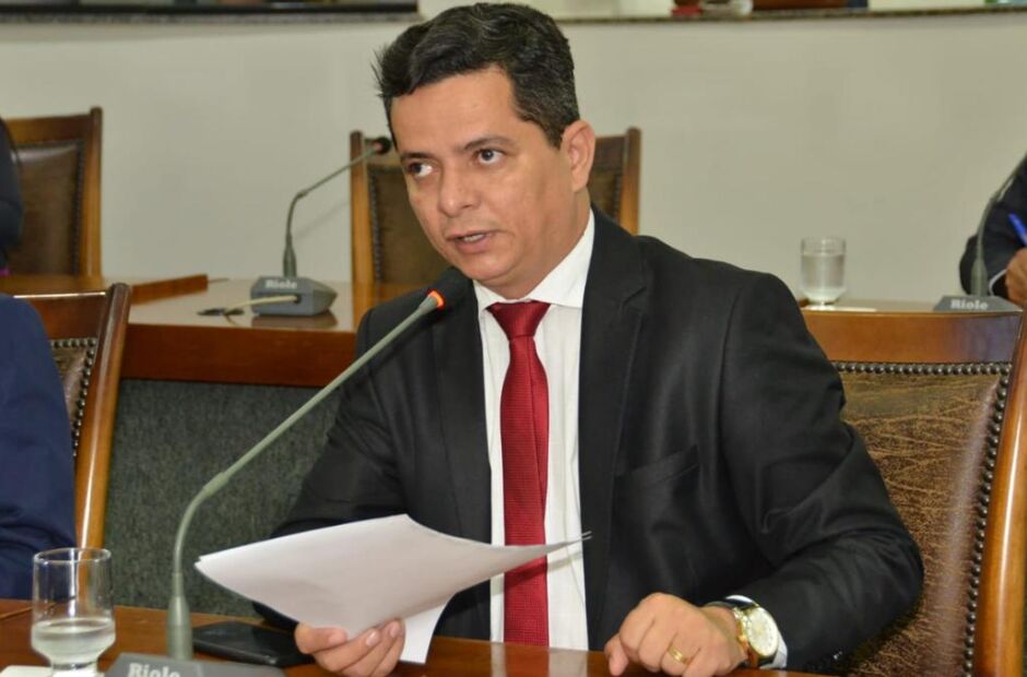 Proposta de deputado busca prevenir acidentes com mobiliário de escolas 