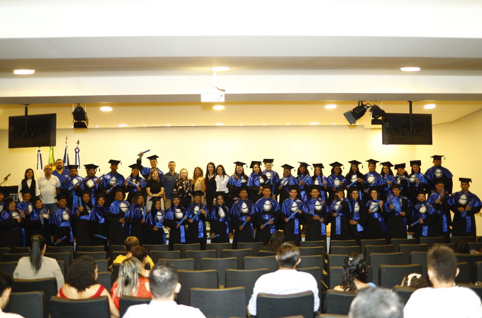 SESI Tocantins certifica 50 estudantes em formatura da Educação de Jovens e Adultos