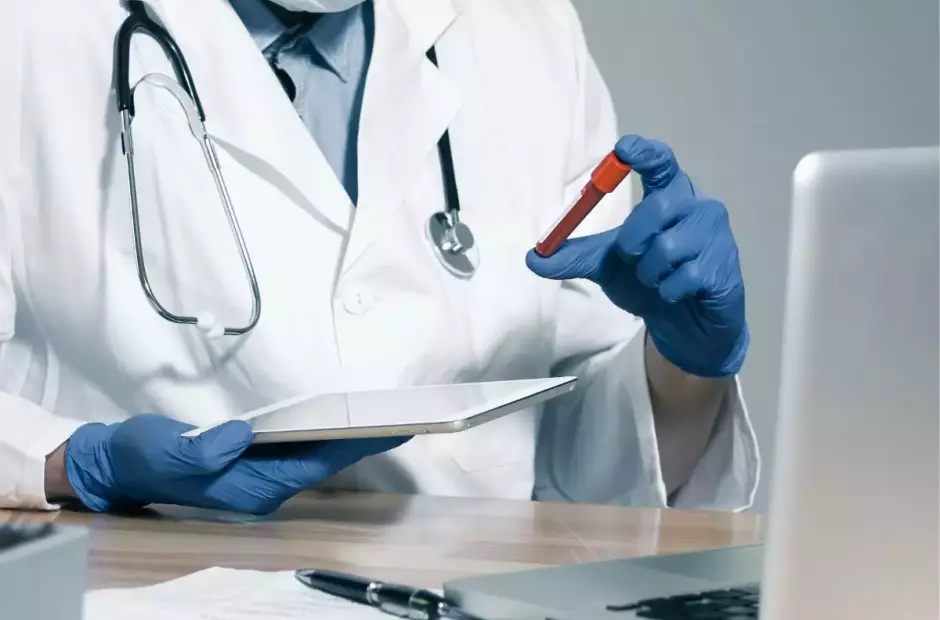 Governo abre contrata&ccedil;&atilde;o de m&eacute;dicos com sal&aacute;rios de at&eacute; R$ 22,4 mil